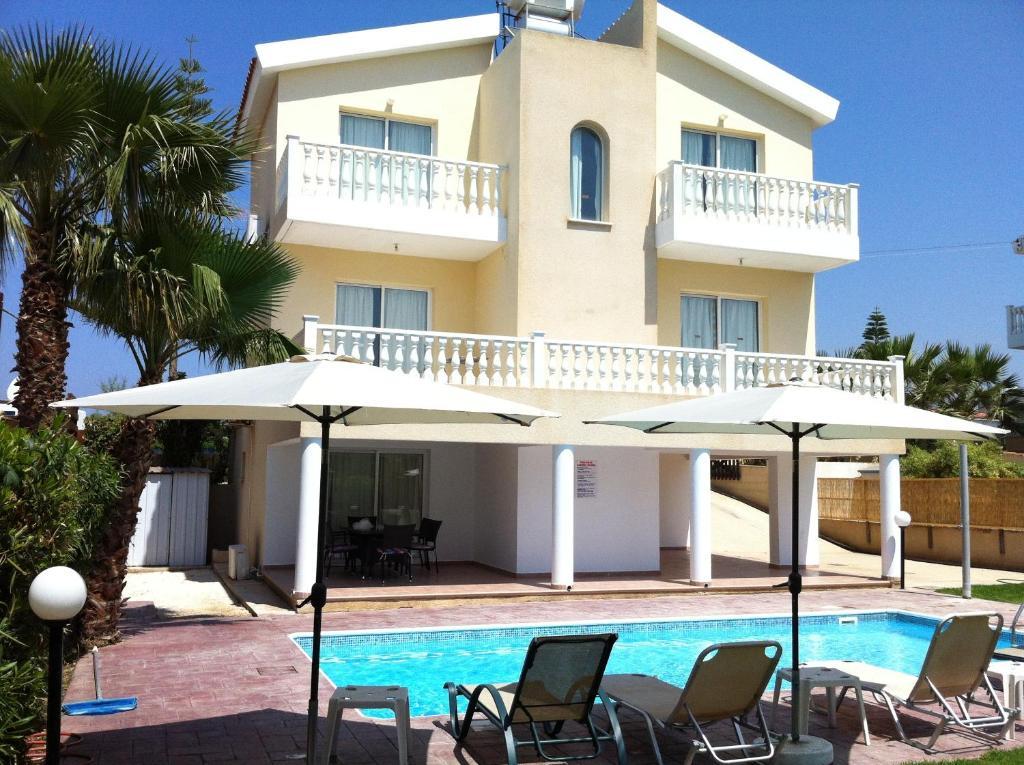 Diamond * Pafos